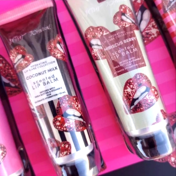 Brand New Betsey Johnson 7 Piece Hydrating Lip Balm Collection- - Picture 5 of 7